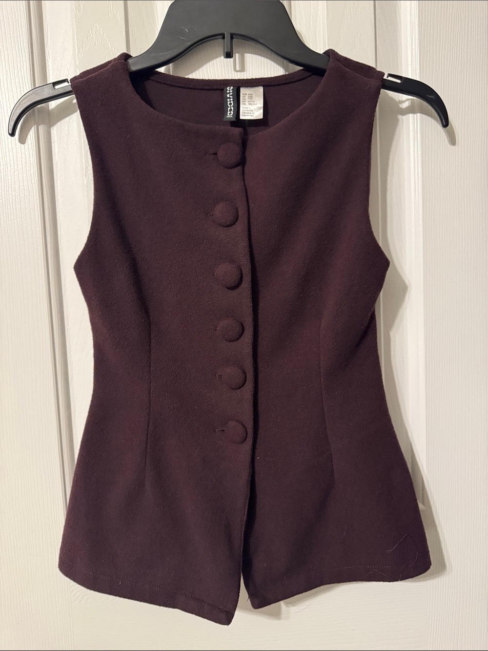 H&M Sleeveless Button-Front Top in Deep Plum